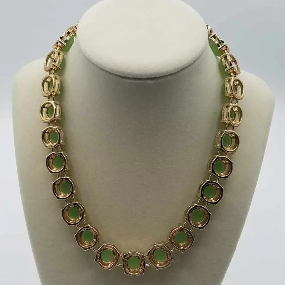 NWOT Jade Looking Faceted Crystal Beads Necklace